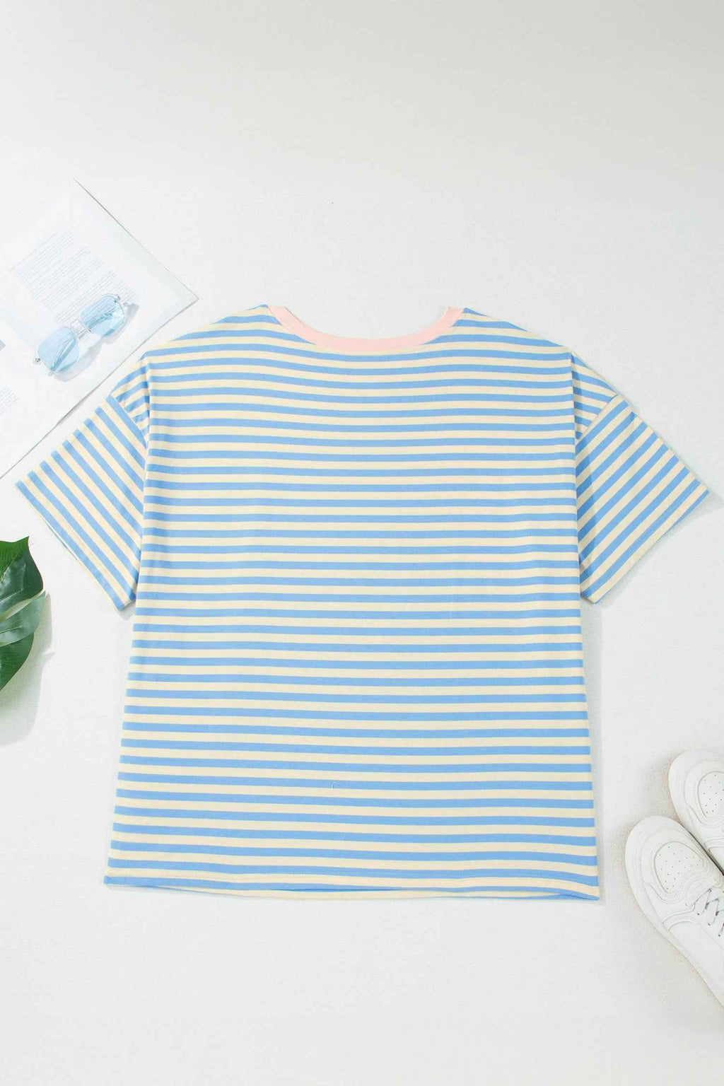 Plus Size Stripe Contrast Trim Short Sleeve Tee