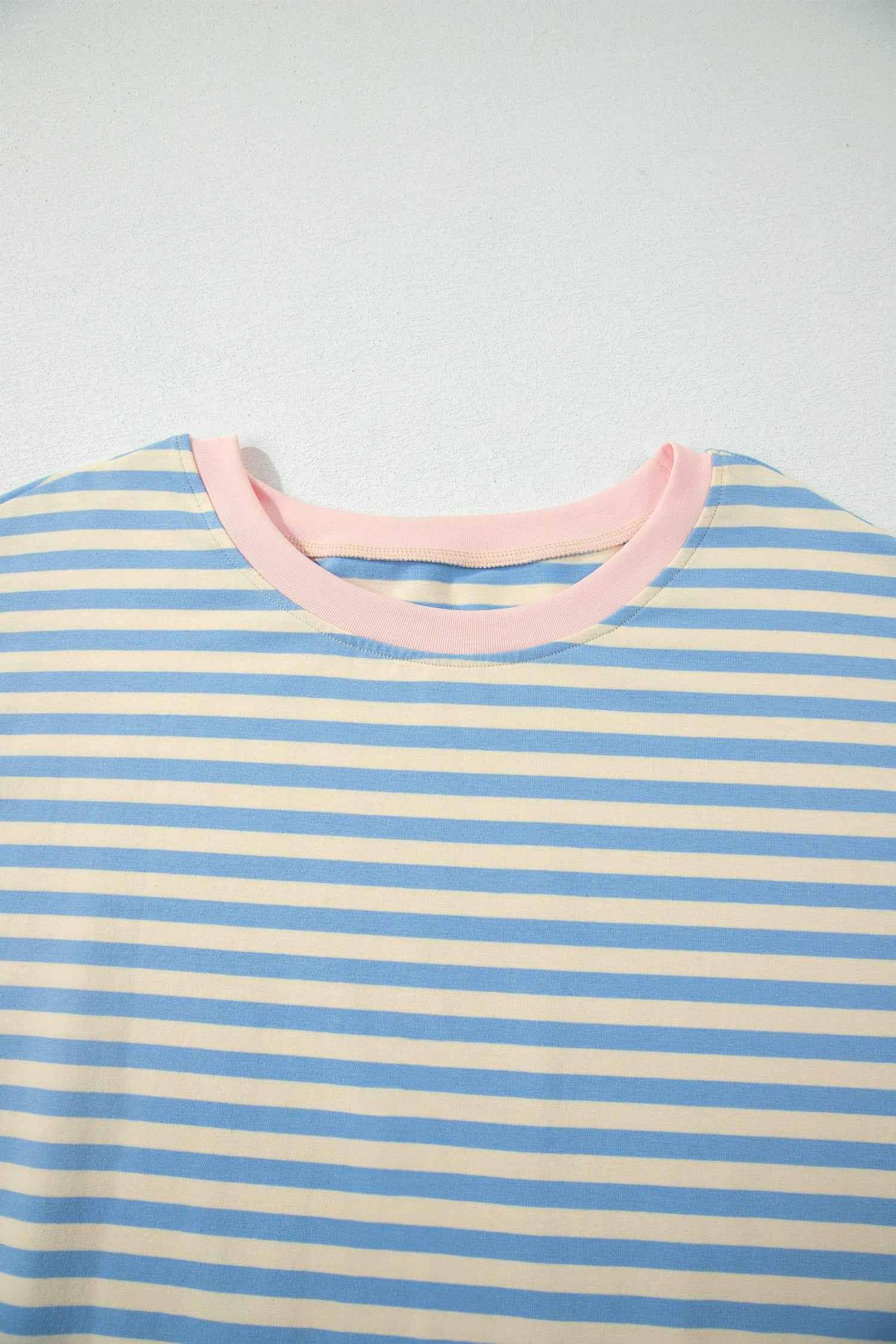 Plus Size Stripe Contrast Trim Short Sleeve Tee