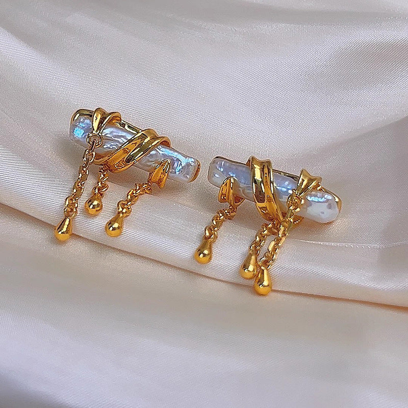 High end French fashion bamboo stud earrings with retro tassel style ear accessories