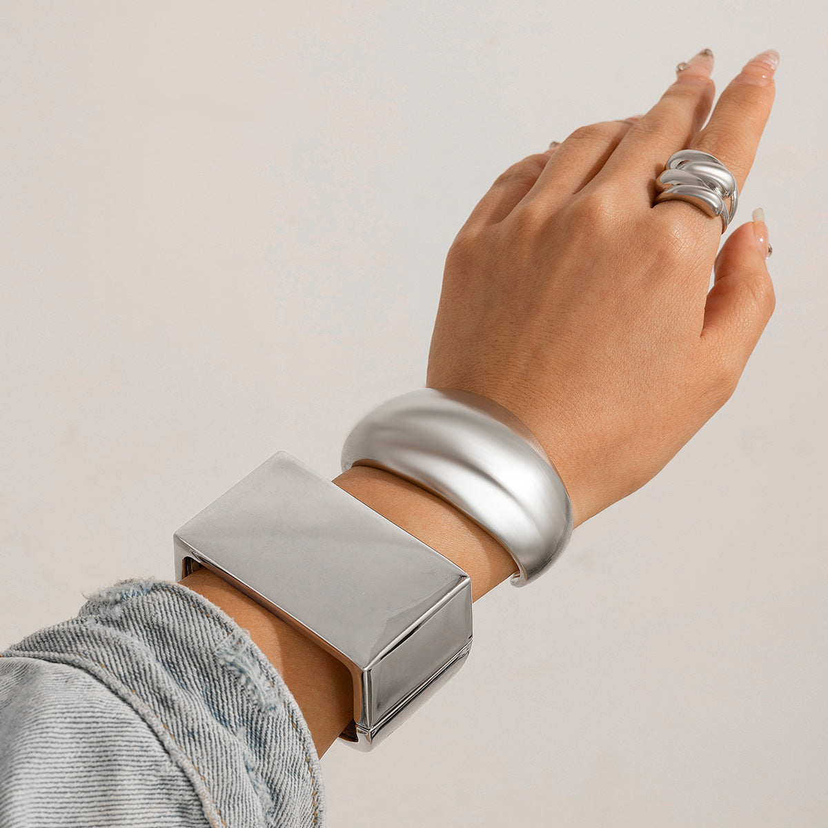 Retro personalized metal square mirror bracelet with frosted curve bracelet