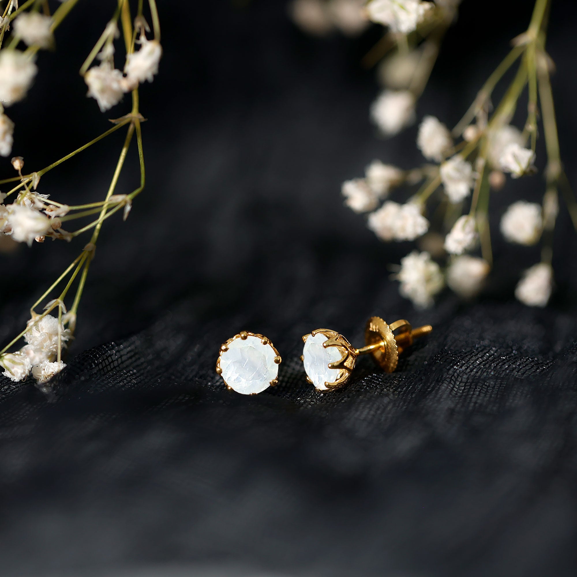 6 MM Decorative Set Moonstone Solitaire Stud Earrings