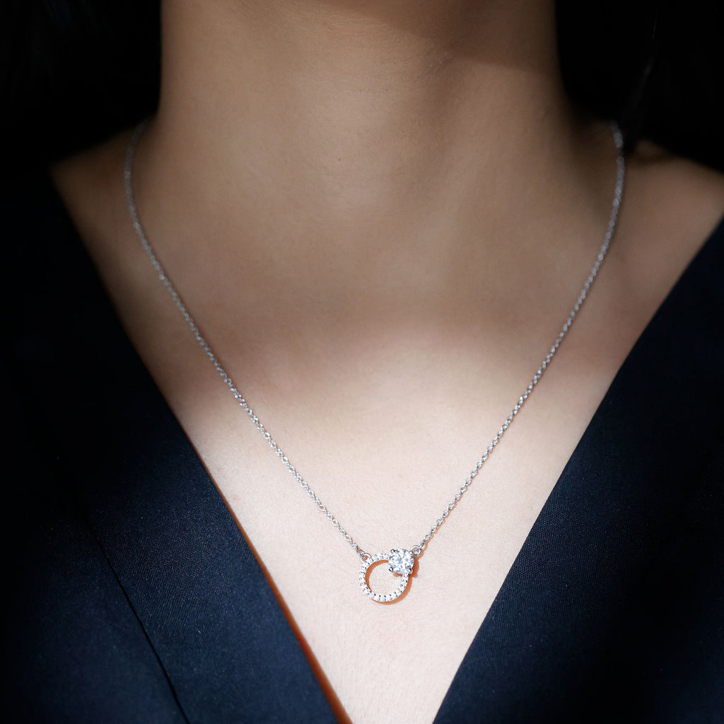 Certified 6 MM Round Moissanite Circle Necklace in Silver