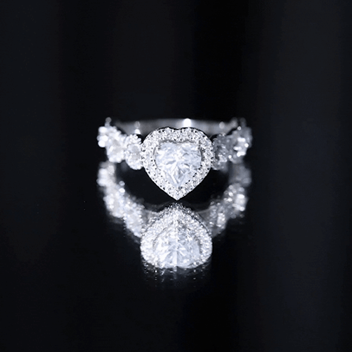 1.5 CT Heart Shape Moissanite Engagement Ring with Accent
