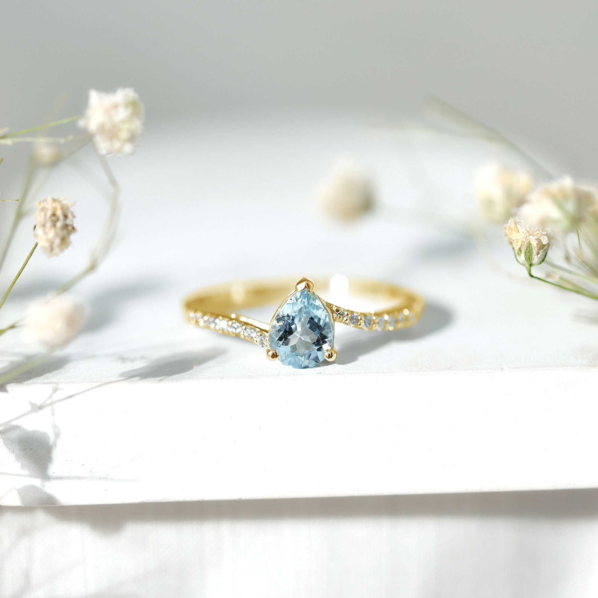 Pear Cut Aquamarine Teardrop Engagement Ring with Diamond