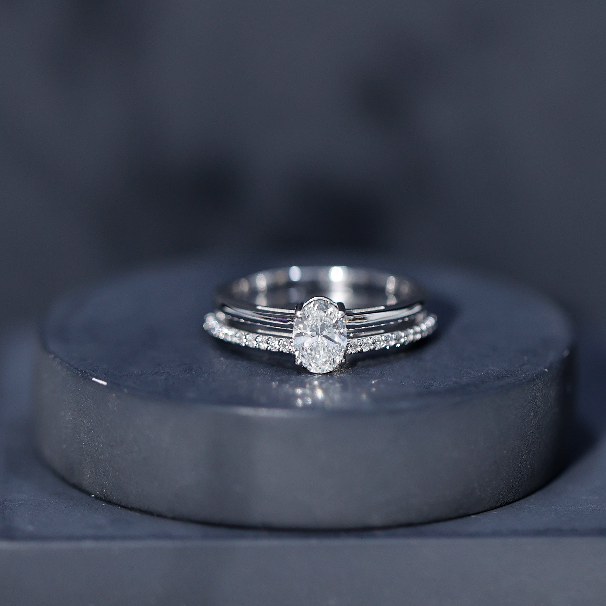 0.75 Carat Oval Cut Diamond Solitaire Double Band Engagement Ring For Her