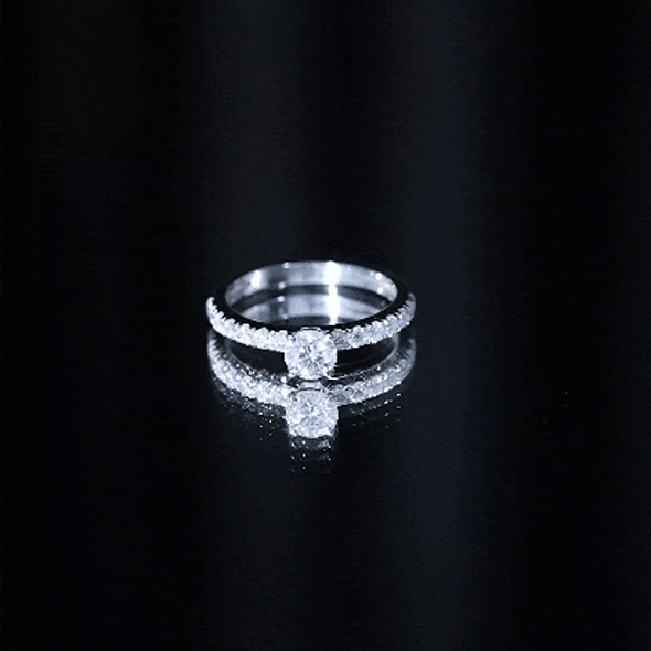 Minimal Solitaire Engagement Ring with Lab Grown Diamond