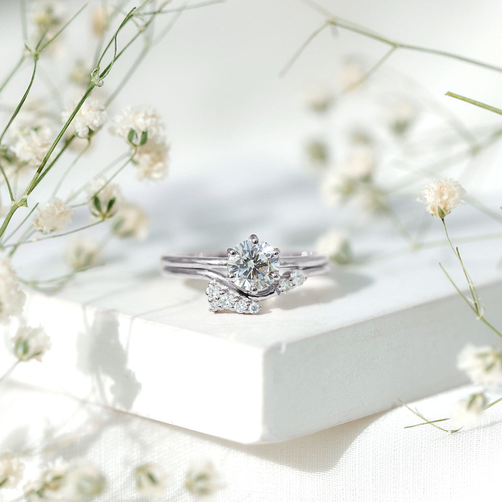 Solitaire Moissanite Wedding Ring Set for Her