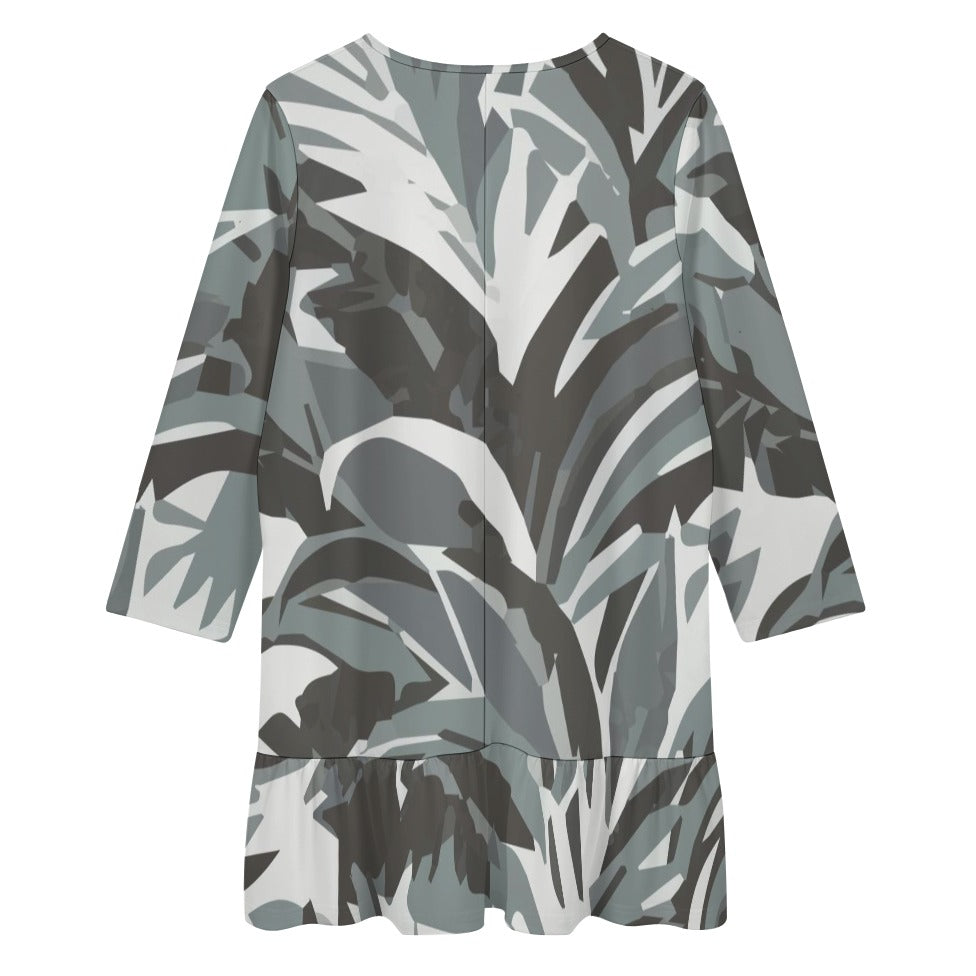Long-sleeved V-neck ruffle dress