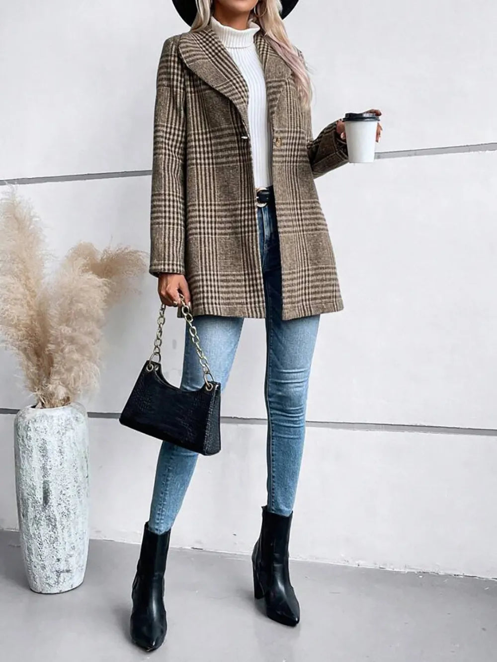 Collar woolen plaid coat with slim fit temperament