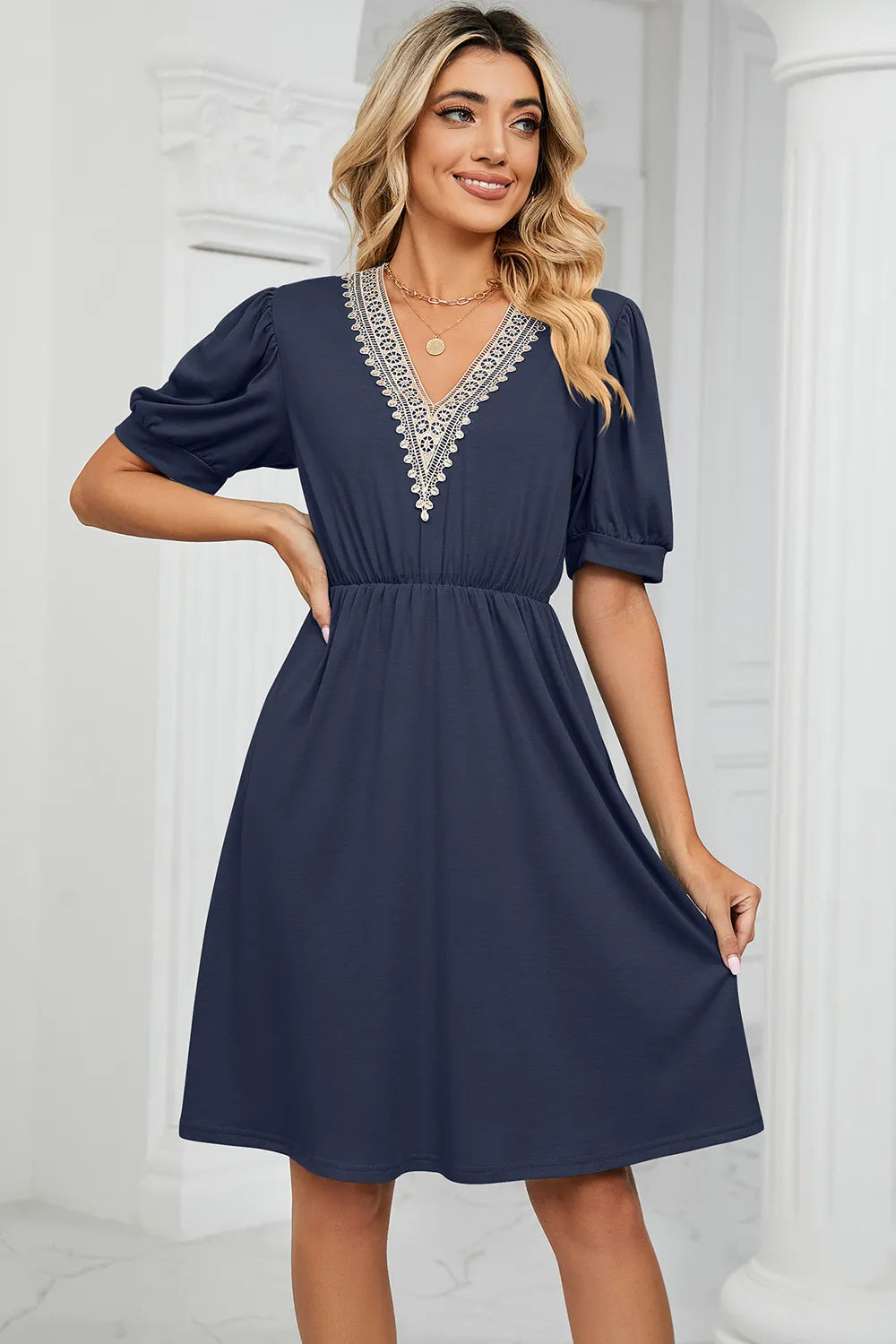 Solid color lace patchwork V-neck short sleeved pocket waist cinching dress